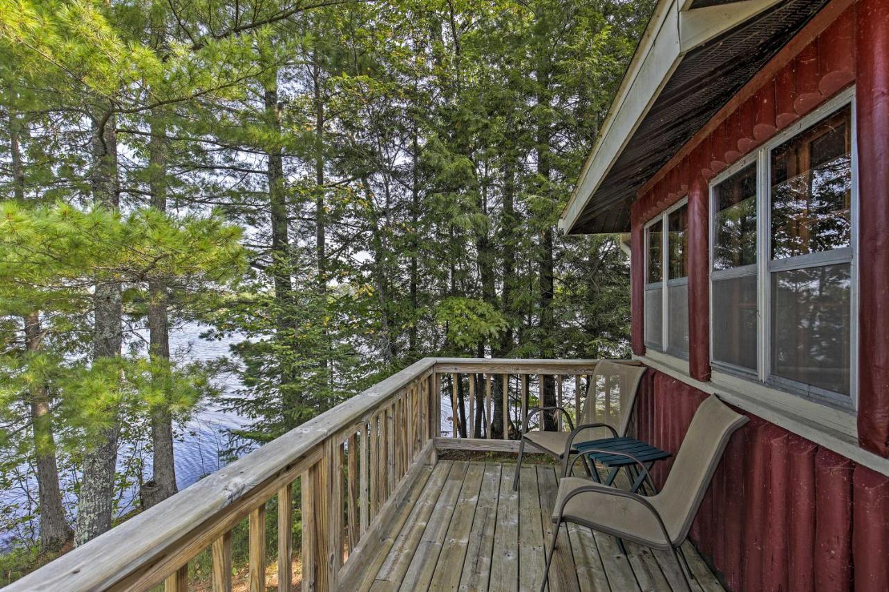 Cozy Lakefront Cabin With Indoor Gas Fireplace! Villa Mercer Exterior photo